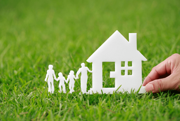 Nên xây nhà trọn gói hay thuê nhân công?